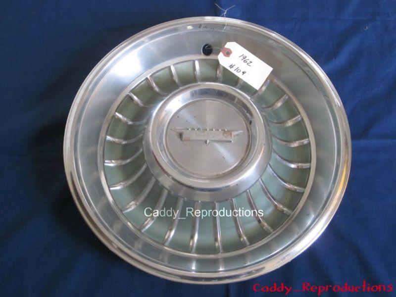 1962 62 cadillac hubcap / wheelcover  - used - hubcap #104