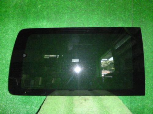Nissan elgrand 2003 right side glass [0913750]