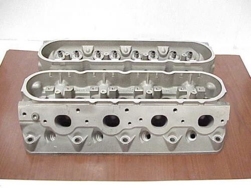 2 bare ls aluminum heads sb chevy from a nascar engine shop part #12559862