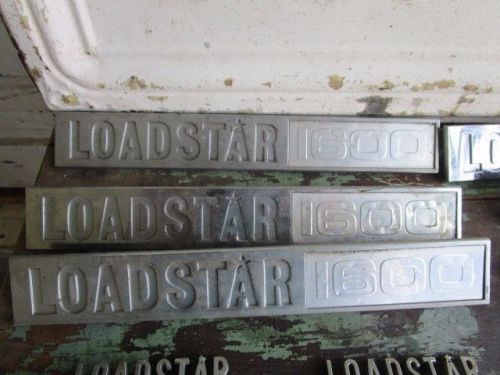 Vintage 11 loadstar 1600, 1800, 1700,  emblem badge decals metal