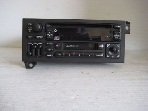 Chrysler jeep dodge plymouth 1996-factory cd cassette car radio p04704383aa