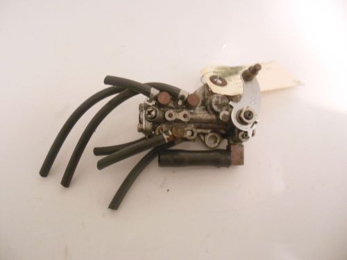 Yamaha outboard oil injection pump  p.n. 68f-13200-00-00, fits: 2000-2004 and...