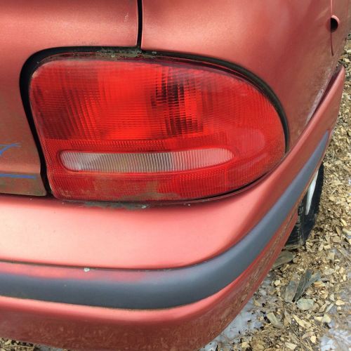 1994 plymouth neon right tail light