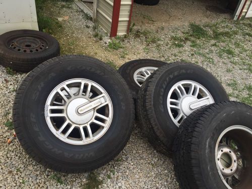 Hummer 3 5 wheels and tires come with spare tire cover