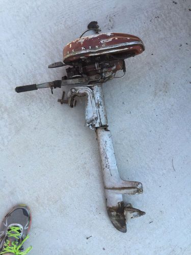 Vintage antique outboard motor montgomery ward 1948 / 1949 sea king motor