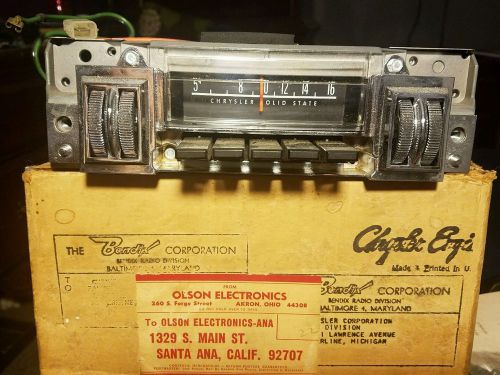 Vintage oem 1969 dodge charger radio