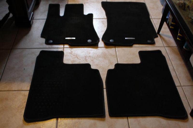 2007 / 2012 mercedes s class  oem  floor mats black