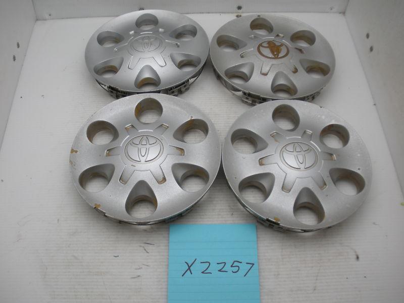 Set 4 oem 00 00 01 02-04 toyota tacoma tundra sequoia wheel center caps hubcaps