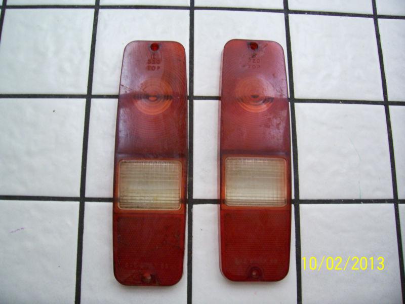 (2) vintage international "scout ii" plastic tail light lenses - year unknown