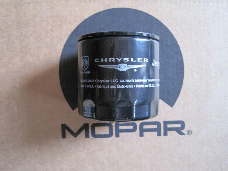 Case of 12 chrysler/dodge/jeep oe mopar oil filters
