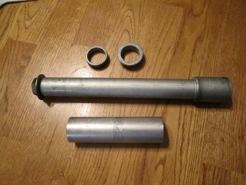 Honda cbr1000 rr stock oem front axle spacers and bolt 04 05 06 07