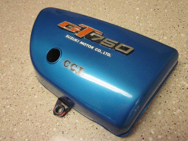 Right frame cover for 1976 suzuki gt750 gt750a original metallic blue side cover