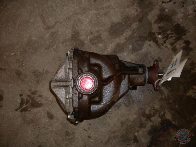 Rear axle lincoln ls 736116 00 01 02 assy rear 3.31 also under 440