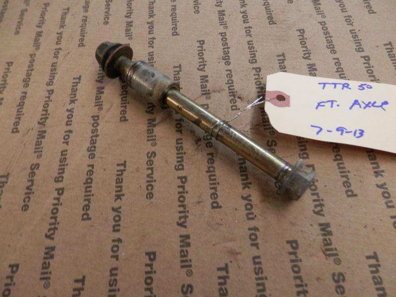 2007 yamaha ttr50   front axle with nut & spacer
