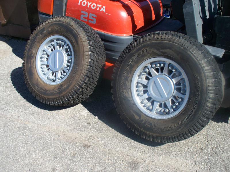 Hummer h2 off road 2-peice beadlock wheels & new b f goodrich tires silverado?