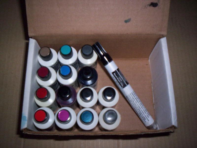 Harley davidson touch up paint bottles 2006 dealer rain bow pack 14 + pen in box