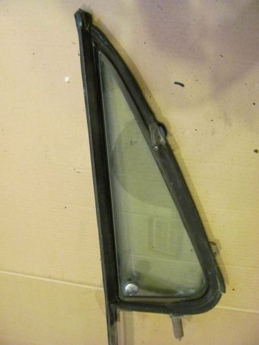 1973-91 chevy suburban- oem passenger door wing vent window frame &amp; glass ass.