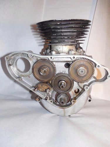 Triumph pre unit motor 650 6t thunderbird 1950 cylinder pistons crankcase cams