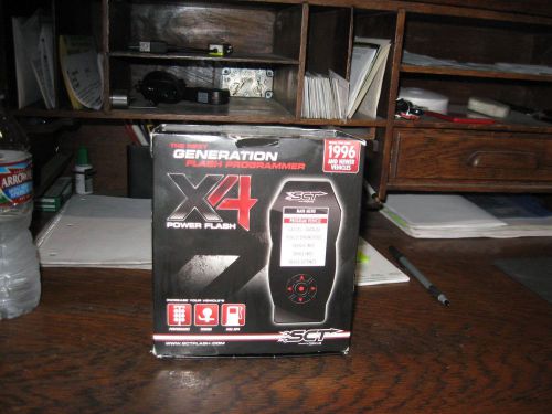 Sct x4 power flash handheld programmer/tuner for ford vehicles 7015.   mustang
