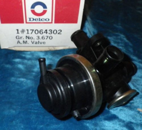 Nos 1976-1985 cadillac a.m. valve air low vac gm #17064302 deville fleetwood oem