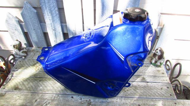 Drz 400s gas tank came off a 2008