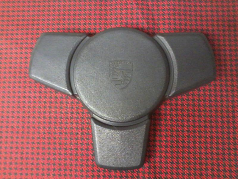 Porsche 944 horn button