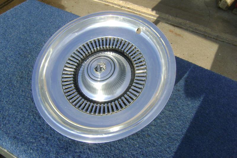 1969 69 1970 70 buick electra 225 hubcap good used limited