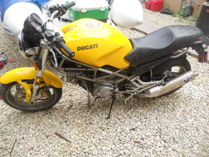 Ducati 02 monster 750 m750 oem seat saddle