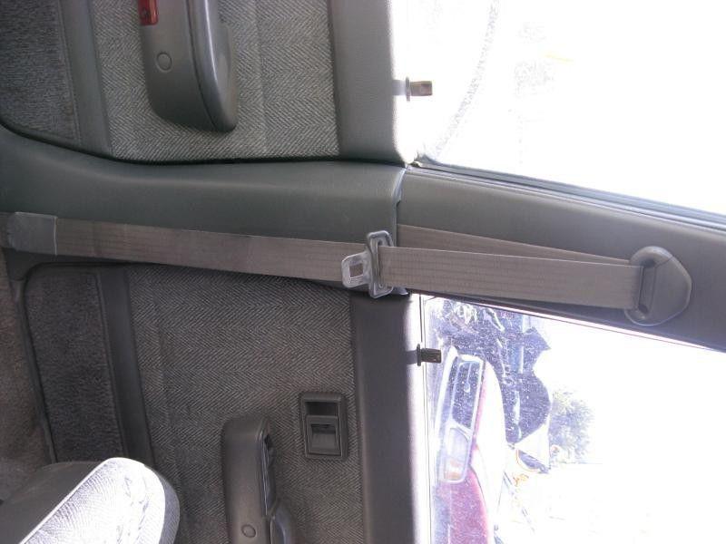 90 91 92 toyota 4 runner seat belt front r. rh right passenger grey w/ retractor