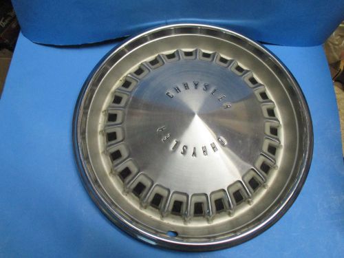 Mopar hubcap for 1969 chrysler newport n.o.s.2881774