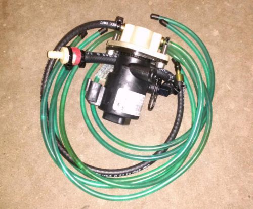 Oem johnson evinrude 200-225-250 hp oil injector manifold # 5000527 lift pump