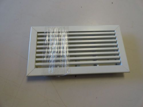 White aluminum air vent 10 15/16&#034; x 5 7/8&#034; marine boat