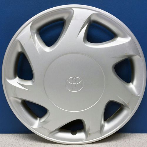 &#039;96 97 98 99 toyota paseo # 61086 14&#034; wheel cover hubcap hub cap 4260216090 used