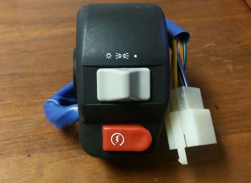 New kymco scooter right switch assembly 3515a-kgbg-e000 light / on off switch