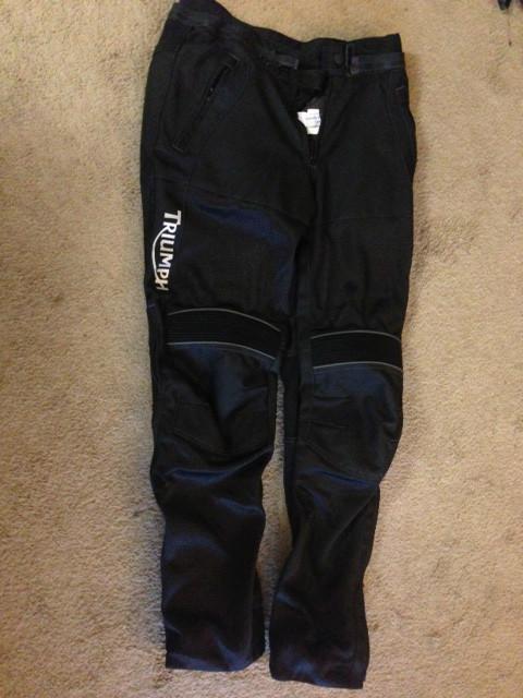 Triumph motorcycle mesh pants size 32/42