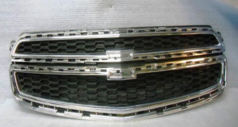 Chevy malibu 2013 13  complete upper  and lower grille grill oem