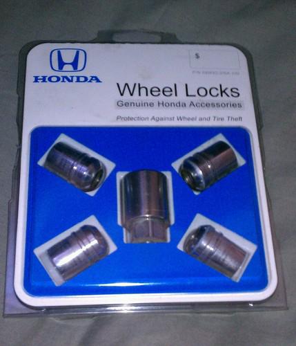  honda wheel locks with bag 
