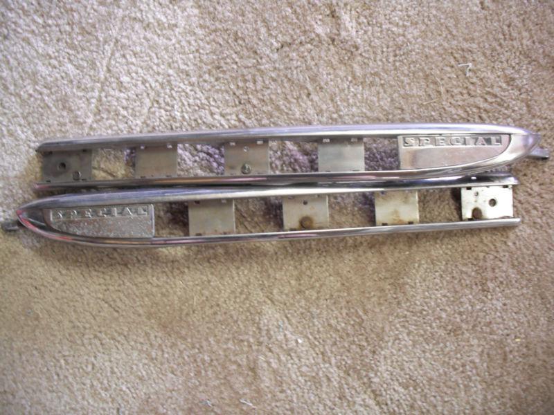 Buick hood molding 1940 1941 latch louver