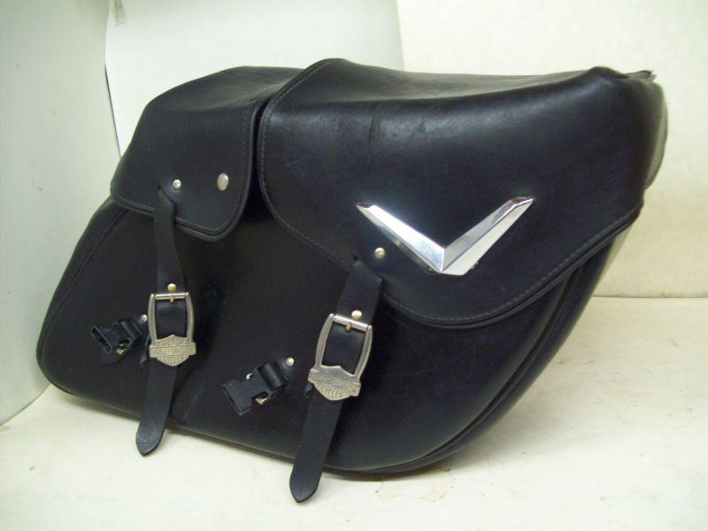 Nice used saddle bags for a harley davidson... road king...  hard leather