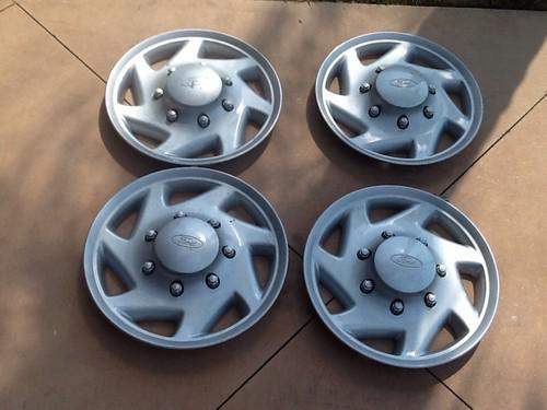 Ford hubcaps