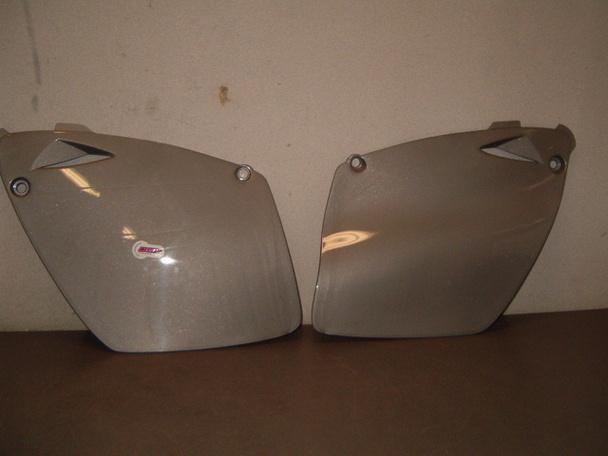 Silver side panels for ktm 2-stroke sx, exc, 4-stroke sx, 125sx and 525sx - new!