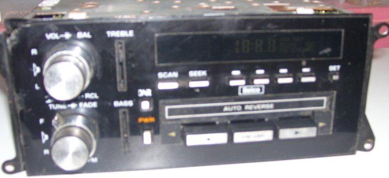 Delco (vehicle) radio w/cassette player