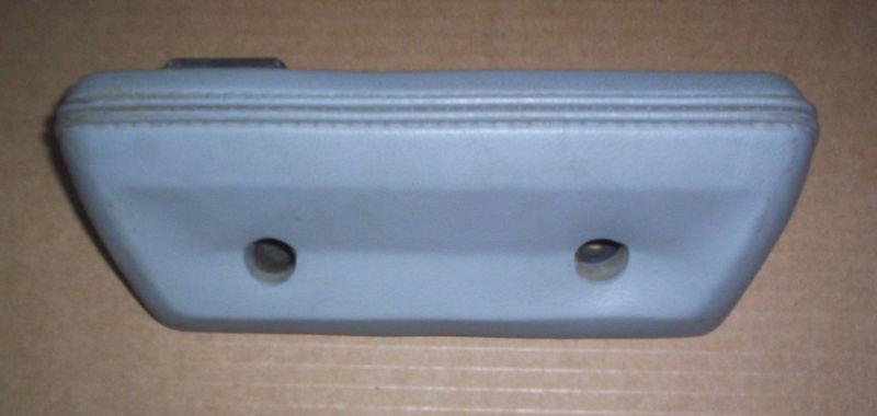 87  plymouth  reliant  right  rear  arm  rest  w/ash tray  --check this out--