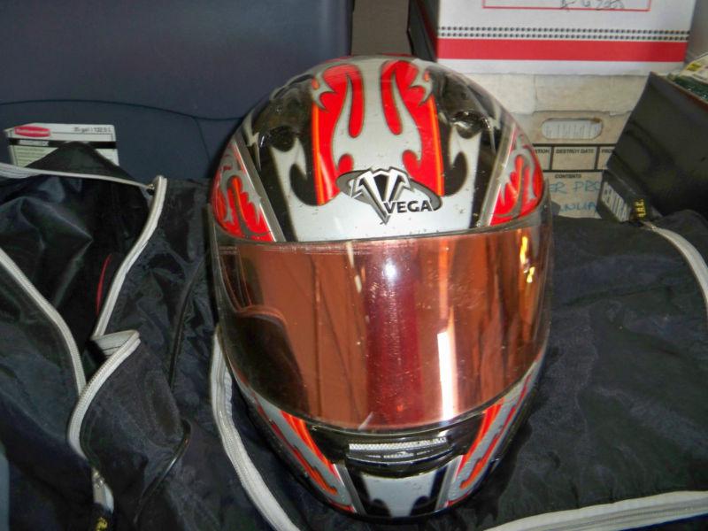 Vega mach 1 size l streetbike helmet