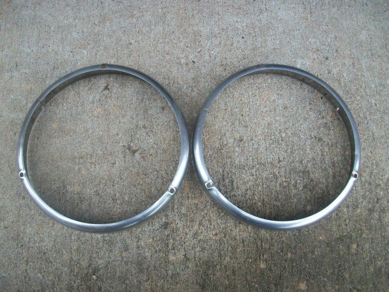 Rare!! great condition  chevrolet headlight bucket rings fits 1935 chevy  