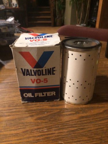 Vintage canister oil filter valvoline vo-5 or fram ch200pl