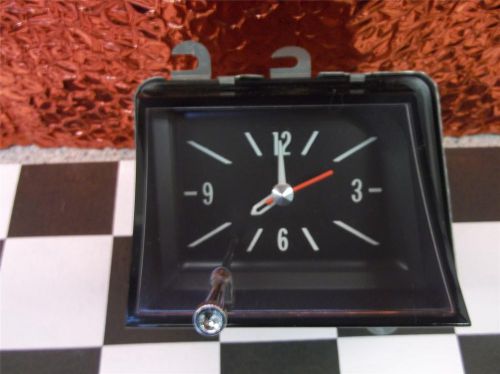 1970 pontiac bonneville clock nos