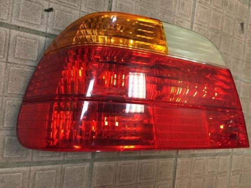 99 00 01 bmw e38 740 750 left driver side taillight tail light lamp  8 379 187