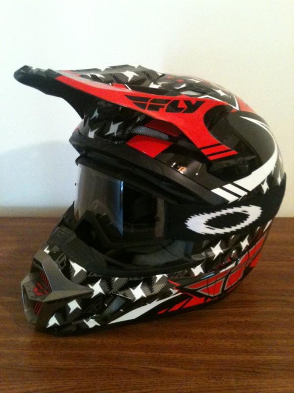 Fly racing 2xl helmet with brand new oakley goggles