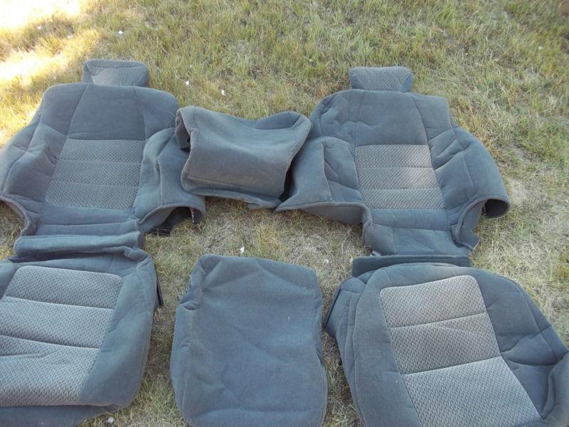2002 ford super duty oem seat covers with rear bench